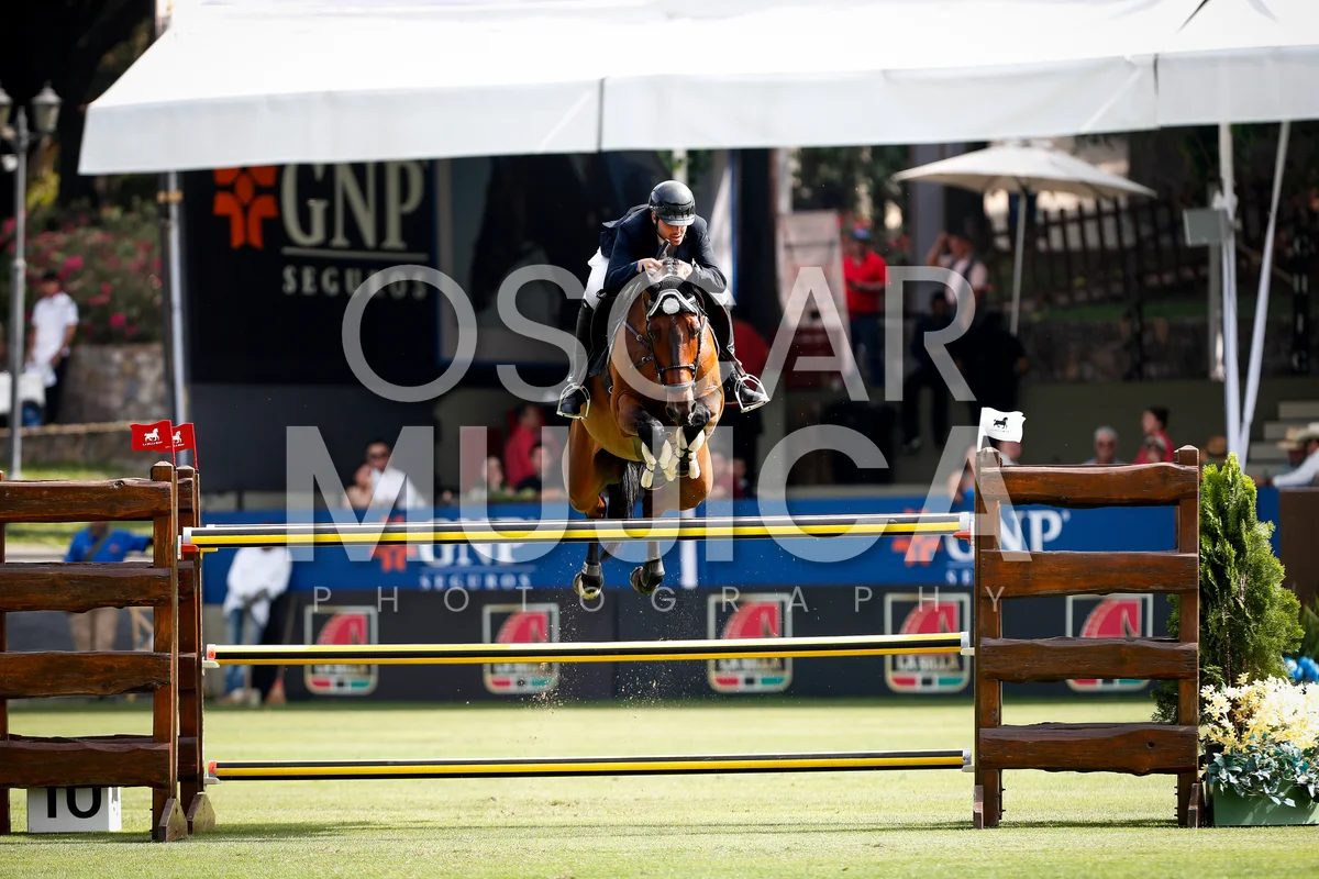 LA SILLA GNP CSI2* S1